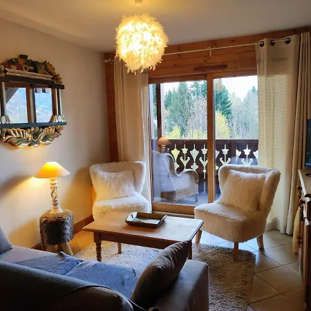 Spacieux T3, 6 Pers, Calme, Balcon, Parking, Casier A Skis, Navette A 150m - Fr-1-572-278 * Araches-la-Frasse